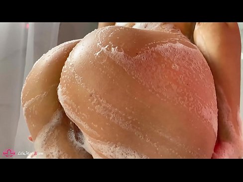 ❤️ Brunette Masturbates киска бо вибратор ба оргазми шадид дар душ ☑ Синси босифат дар порно tg.cutebento.top